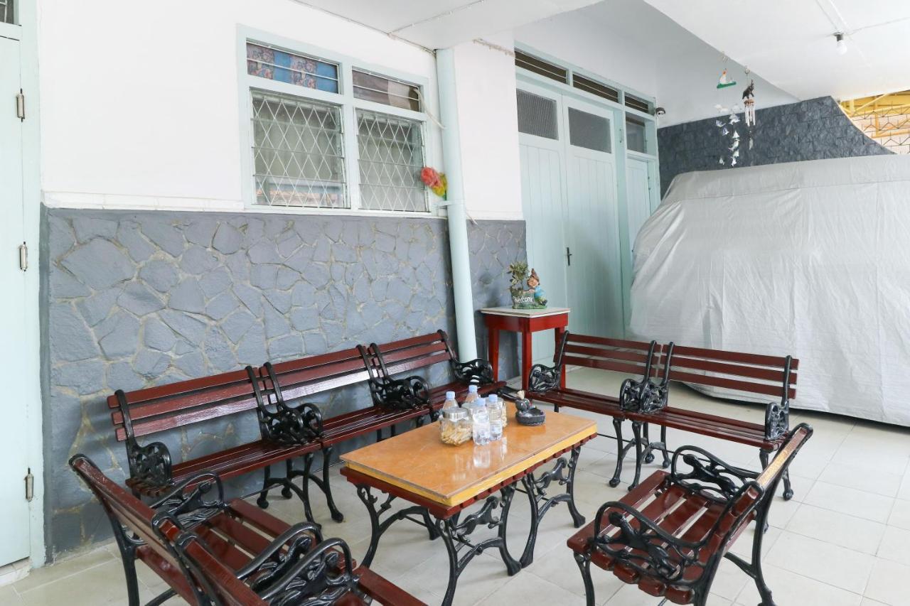 Emy'S Guesthouse Jenggrik Exterior foto